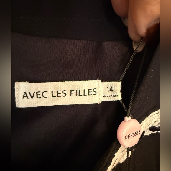 Avec Les Filles Black Dress with Cream Lace Detail - Picture 6 of 6